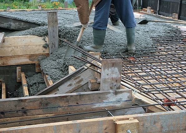 Как сделать крыльцо из бетона своими руками? Пошаговое руководство