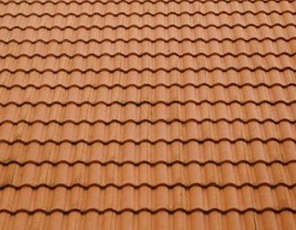 Какой материал выбрать для покрытия крыши дома